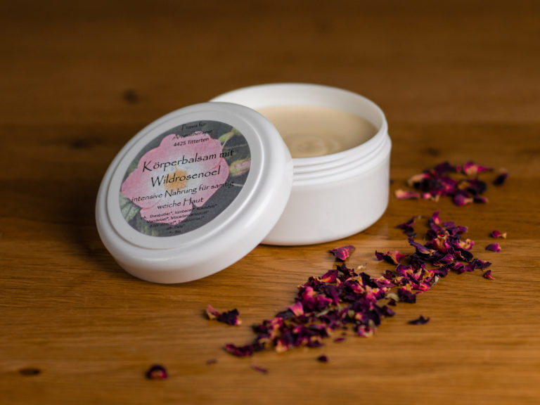 Körperbalsam mit Wildrosenoel